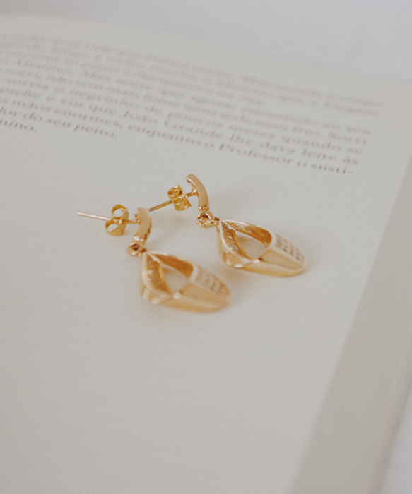 Picture for category Gold Earrings